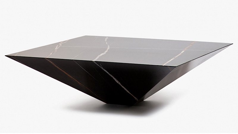 Illustration for article titled This Perfectly Counterbalanced Supervillain Table Will Never Fall Over